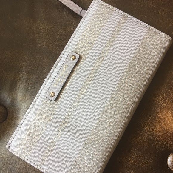 kate spade Handbags - Kate Spade Hanoi Haven Lane slim bifold wallet